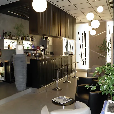 Point France 4* Arcachon