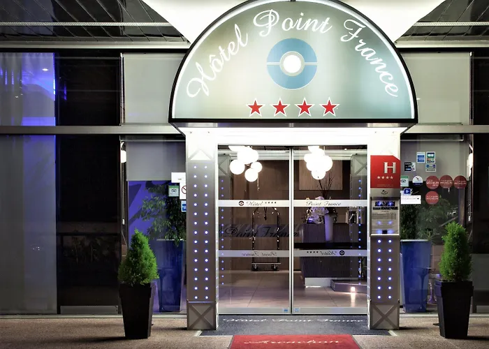 Отель Point France 4*