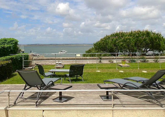 Point France 4* Аркашон