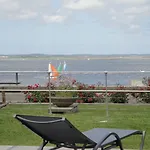 Point France Hotell 4*