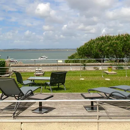 Отель Point France Аркашон