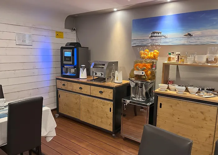 Point France 4* Arcachón